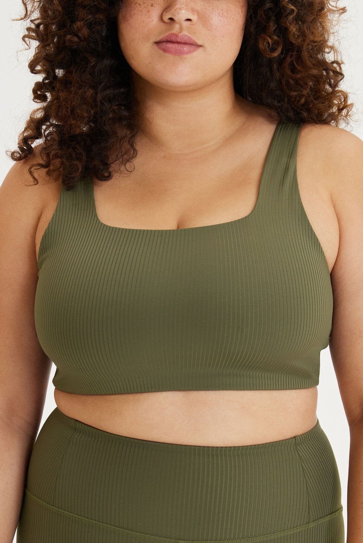 Girlfriend Collective Women's Tommy Bra Square Neck - Made from Recycled  Plastic Bottles – Weekendbee - premium sportswear