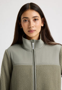 Röhnisch Phoebe Pile Jacket- Recycled polyester Vetiver Green Jacket