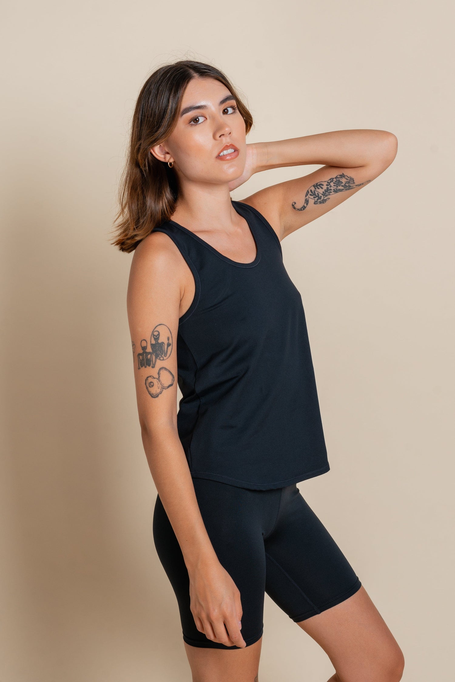 Girlfriend Collective - Train Relaxed Tank - Made from Recycled PET - Weekendbee - sustainable sportswear