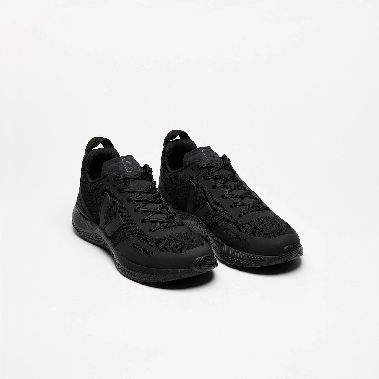 Veja - W's Impala training shoe - Recycled Materials - Weekendbee - sustainable sportswear