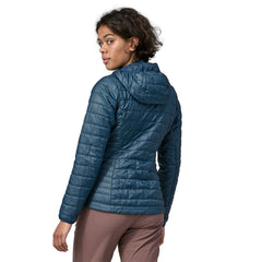 Patagonia - W's Nano Puff® Hoody - Recycled Polyester - Weekendbee - sustainable sportswear